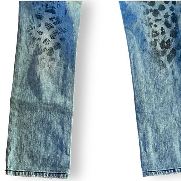 Maryley Italy | EUC Women's Distressed Denim with Animal Print Size 26 - Picture 10 of 10